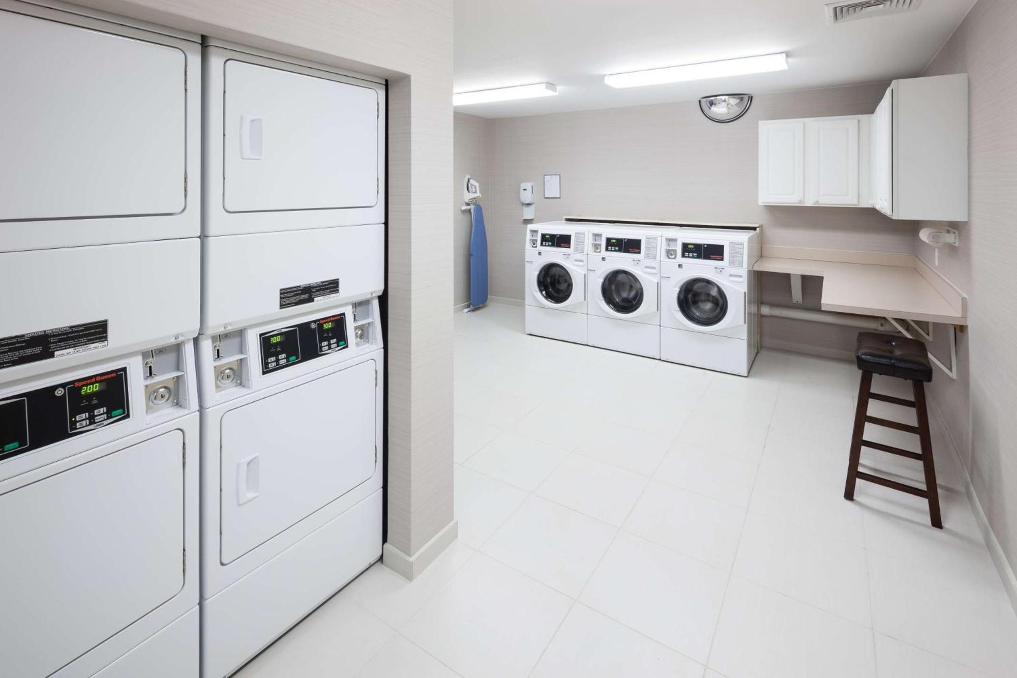 Homewood Suites By Hilton Mahwah Luaran gambar